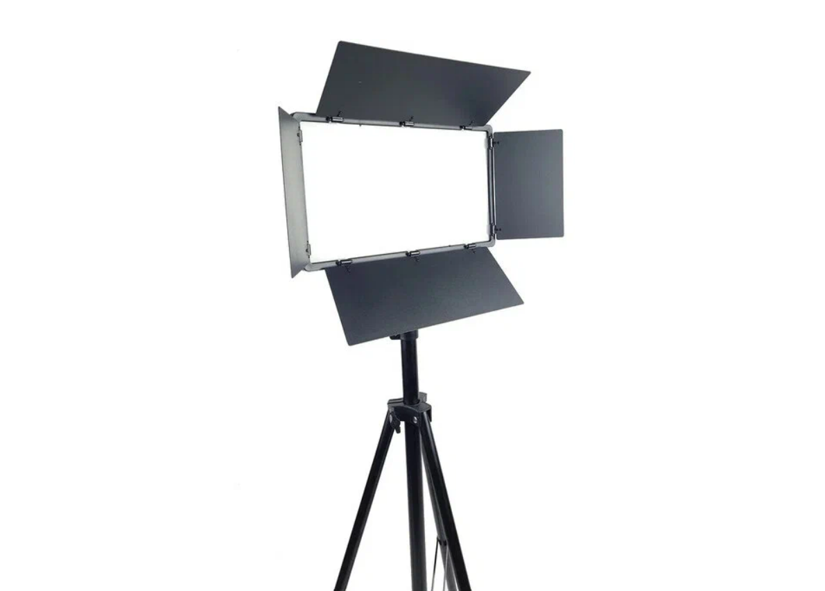 Осветитель NoBrand K-600 399000₽