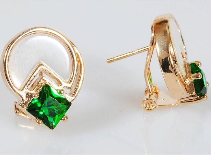 

Серьги из ювелирного сплава Lotus Jewelry 3027E-01Ngcz, перламутр/фианит, 3027E-01Ngcz