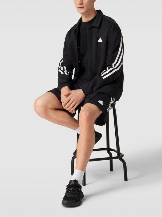 Куртка мужская adidas Sportswear 1699292100 черная L (доставка из-за рубежа)
