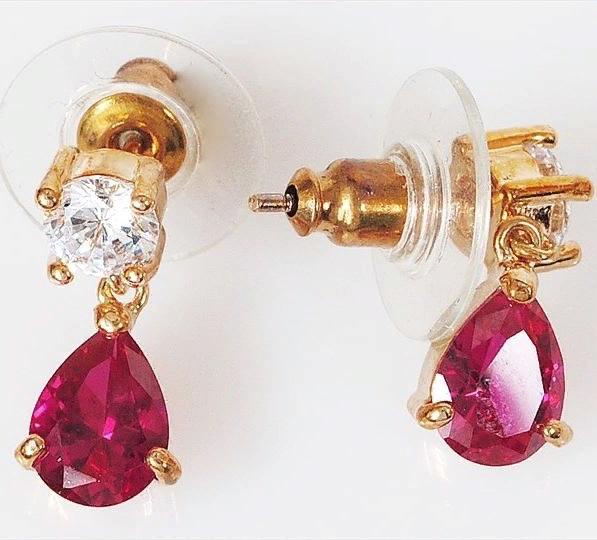 

Серьги из ювелирного сплава Lotus Jewelry 393E-40Rc, корунд/циркон, 393E-40Rc