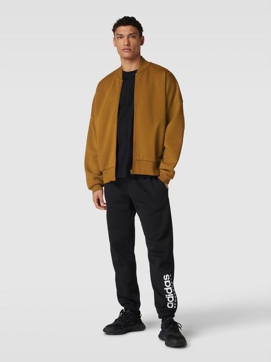 Бомбер мужской adidas Sportswear 1699302100 хаки M (доставка из-за рубежа)