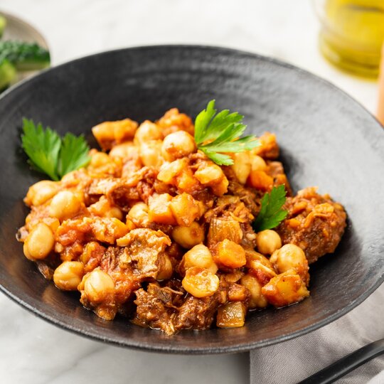 

Говядина ВкусВилл По-восточному томленая с нутом 300 г
