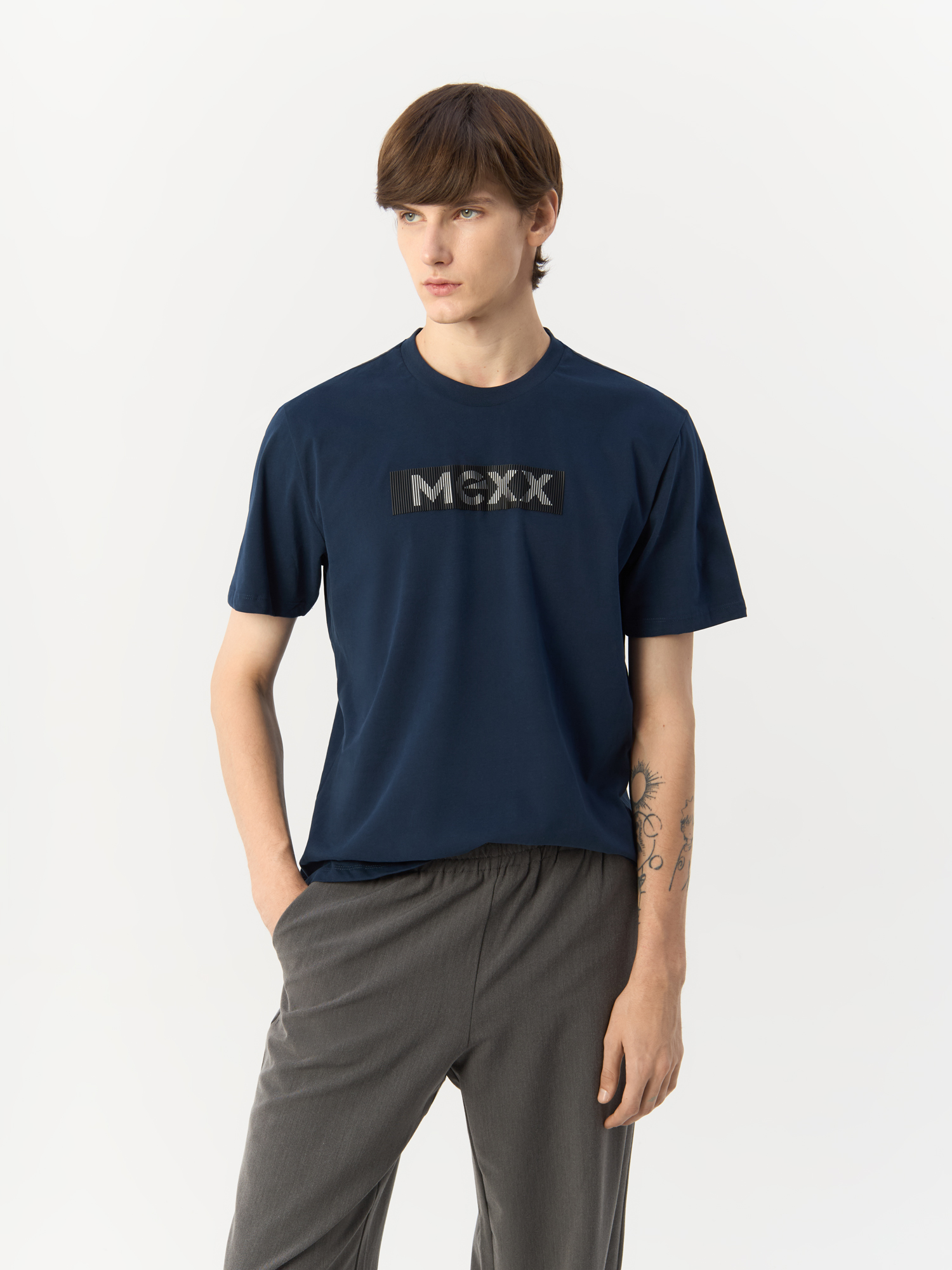 

Футболка мужская MEXX TU2116036M синяя XL, Синий, TU2116036M