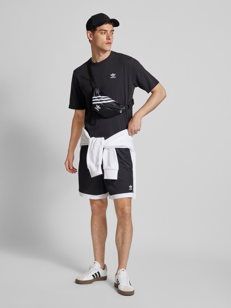 

Футболка мужская Adidas Originals II5760 черная XL, II5760