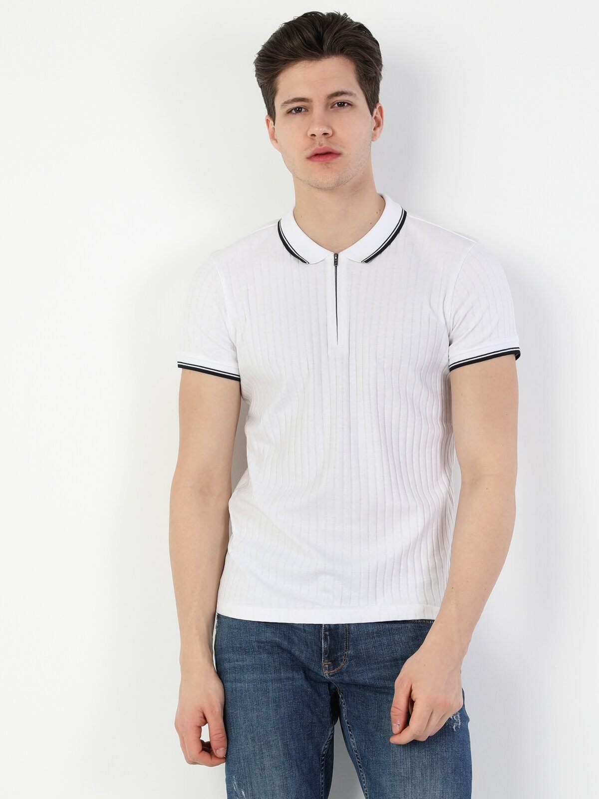 

Футболка мужская Colins CL1049471_Q1.V1 белая XXL, CL1049471_Q1.V1