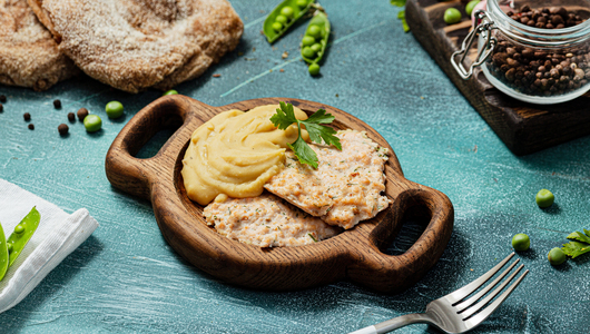 

Оладьи ВкусВилл Айс из лосося с гороховым пюре 250 г