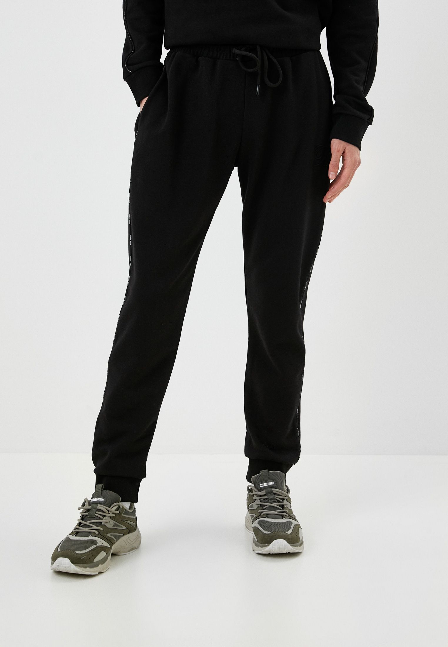 

Спортивные брюки мужские BAWER WB010 черные 3XL, Черный, WB010