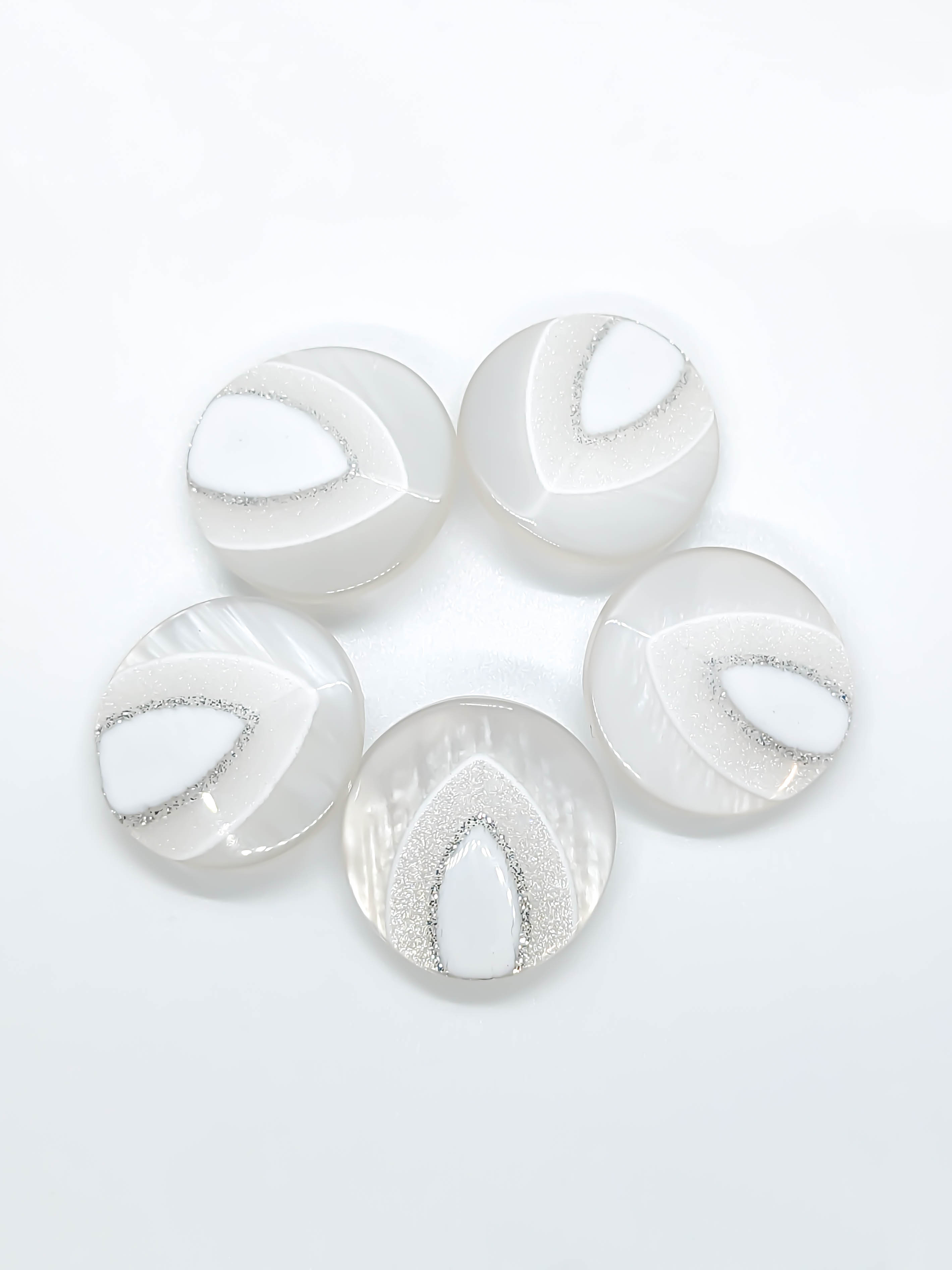 

Пуговицы BK10 btn30pgf05BK10w 30 мм 5 шт цвет белый, BK10