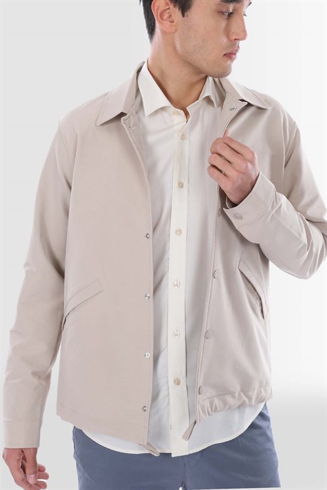 

Куртка мужская VAGANZA 155 белая XL (доставка из-за рубежа), Белый, 155