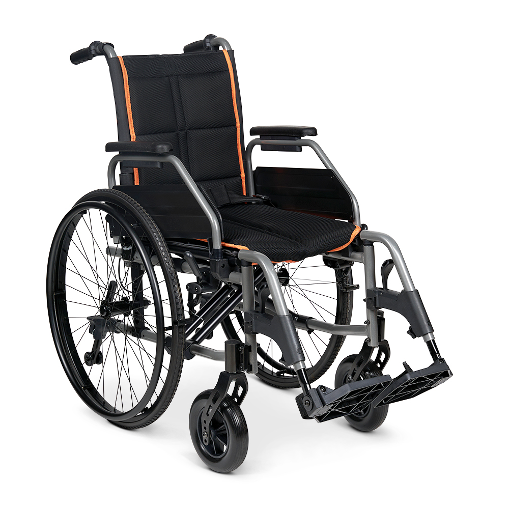 Кресло-коляска Армед 4000-1, цельнолитые колеса, ширина сиденья 380 мм, складное