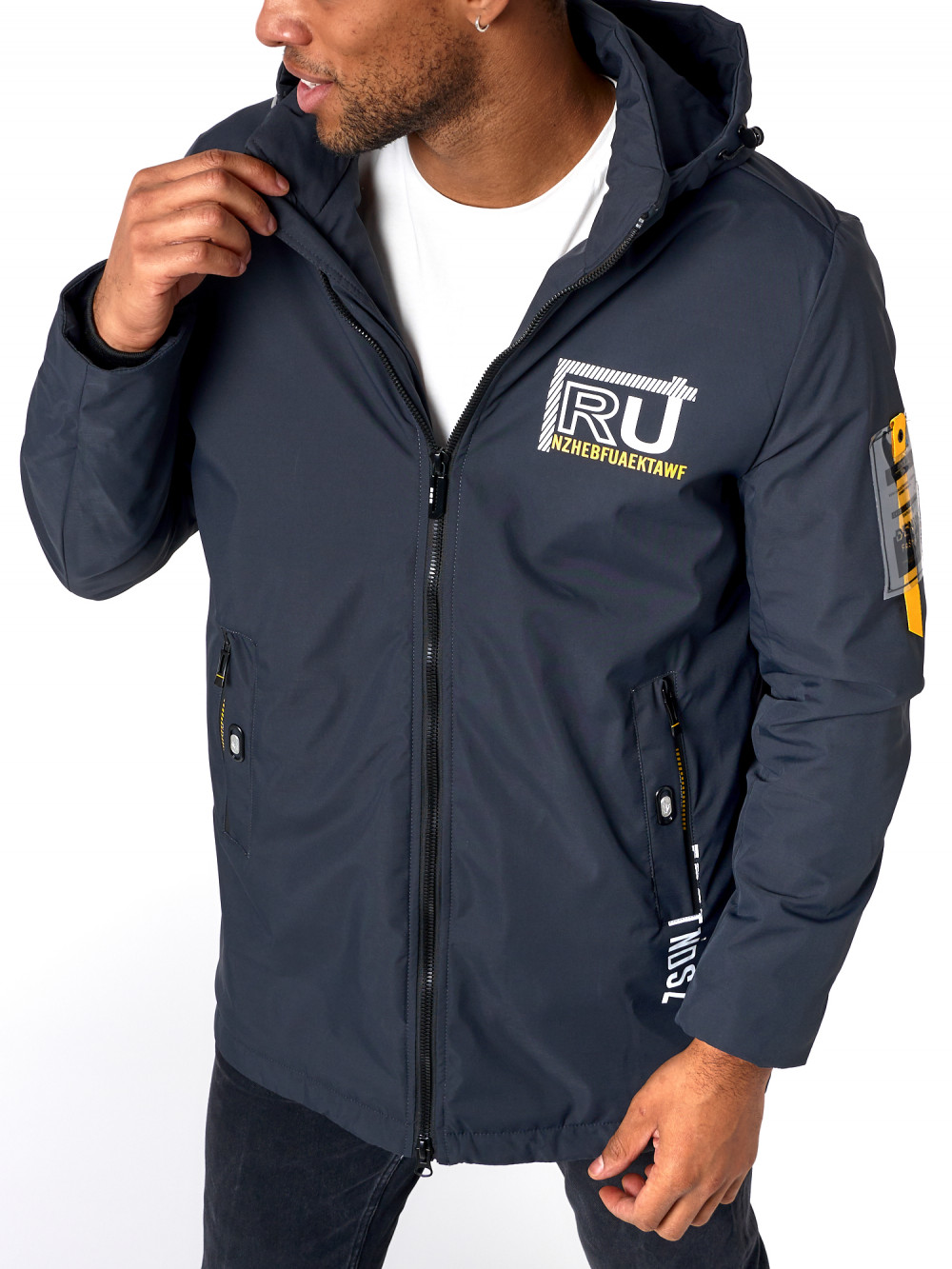 

Спортивная куртка мужская NoBrand AD88661 серая XL, AD88661