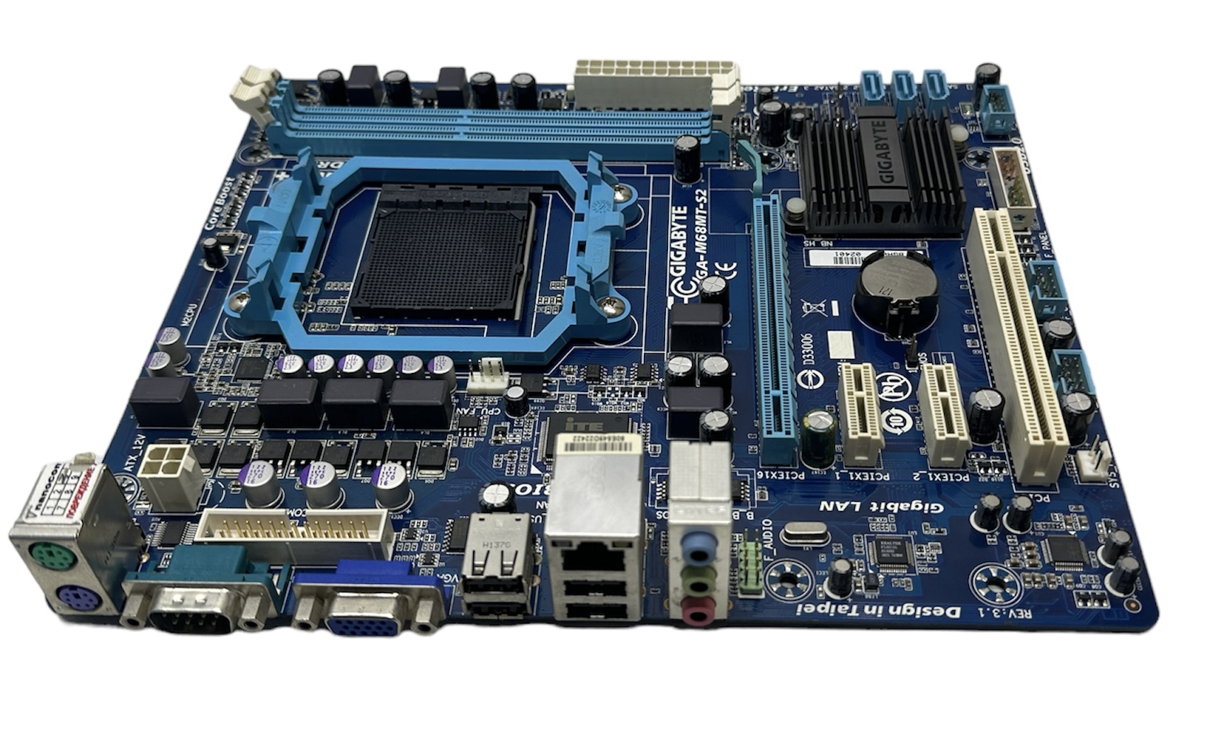 

Материнская плата GIGABYTE GA-M68MT-S2, GA-M68MT-S2