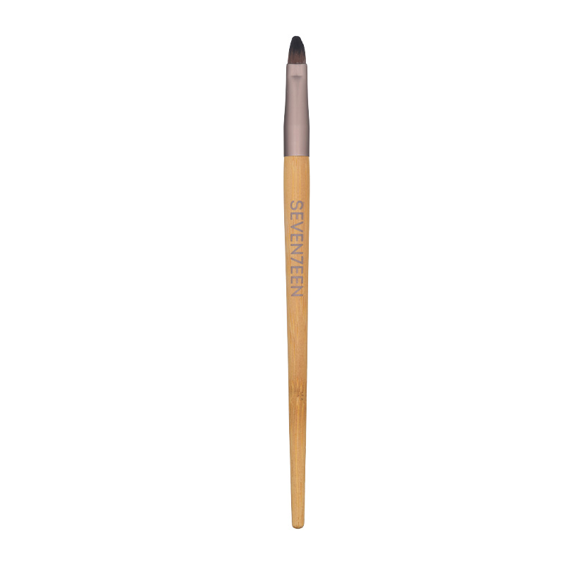 Кисть Seventeen для губ Lip Brush Bamboo Handle