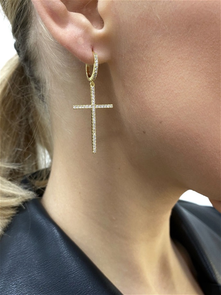 

Серьги женские Millsy E00182-230-P14G крестики с камнем золотистые, E00182-230-P14G