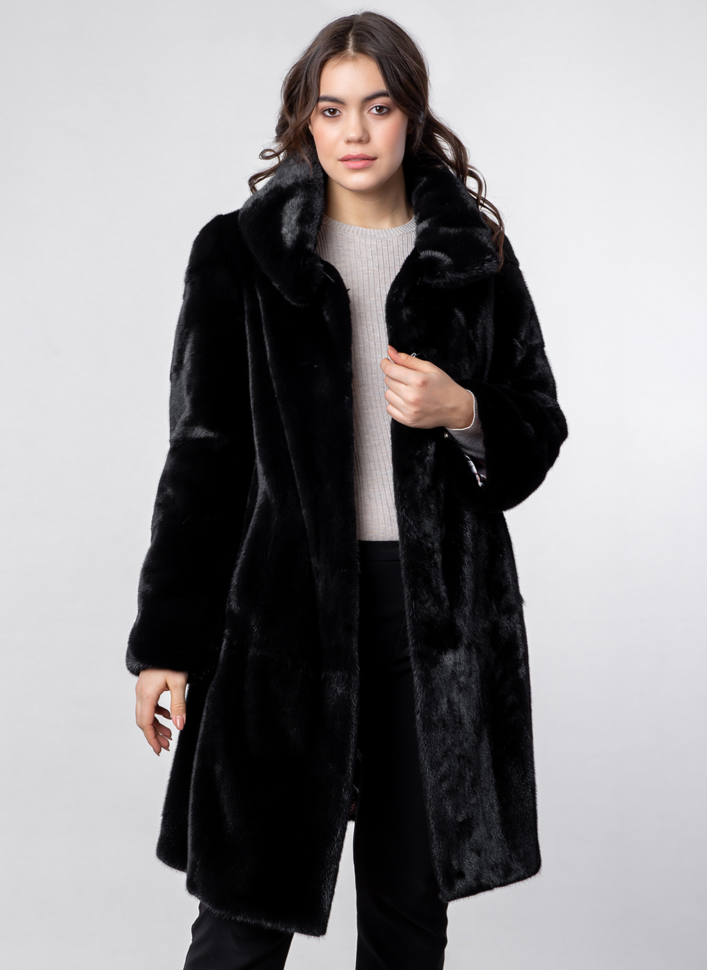 

Шуба женская Каляев 58743 коричневая 50, 58743