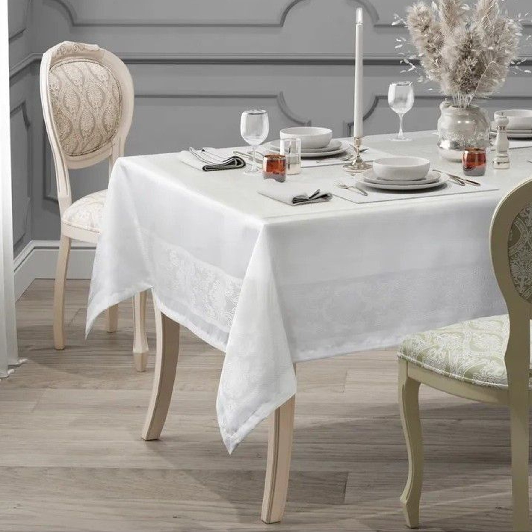 

Скатерть EFOR DORE 160x220, белый, SK-032