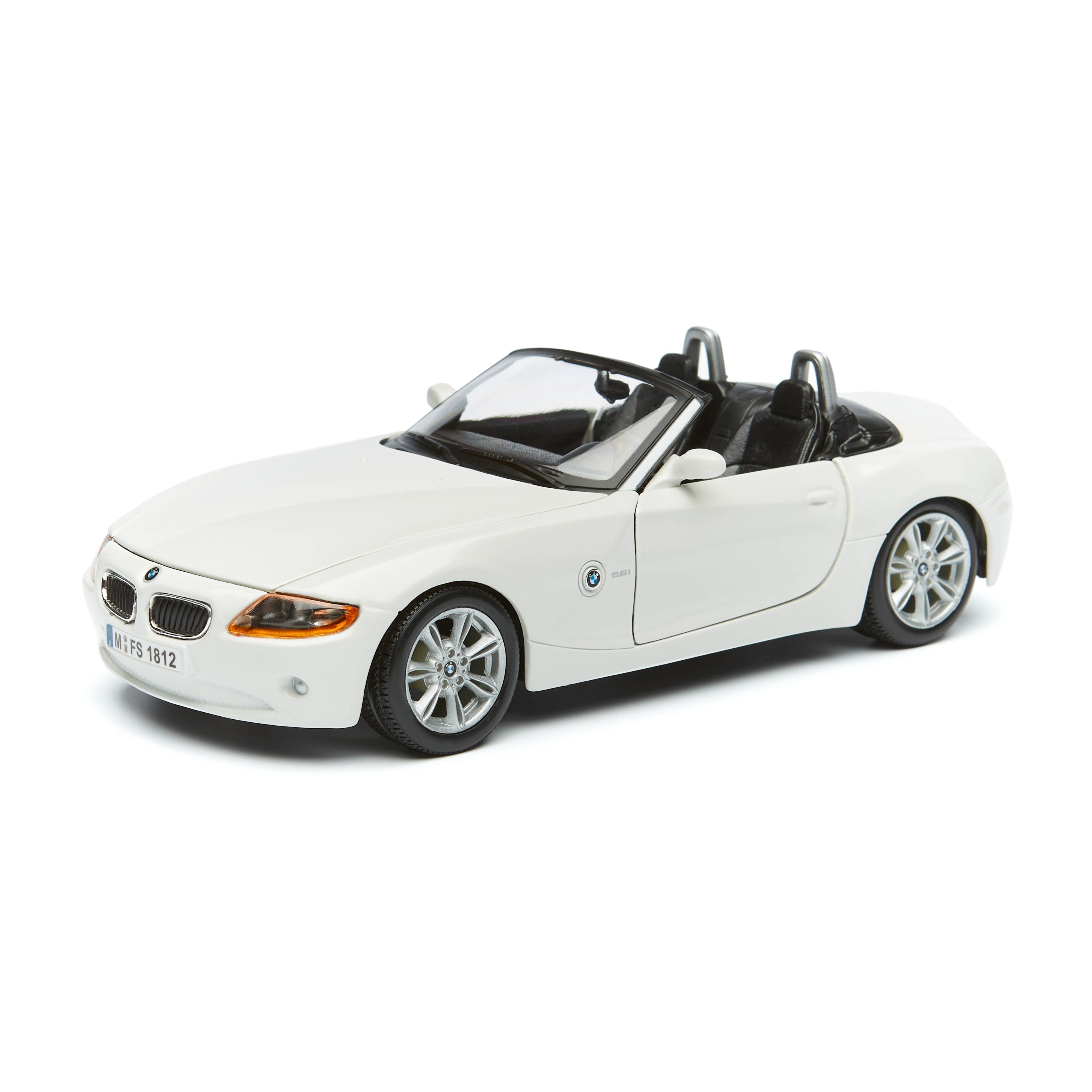

Bburago Машинка металлическая BMW Z4, 1:24, белый 18-22002, 18-22002