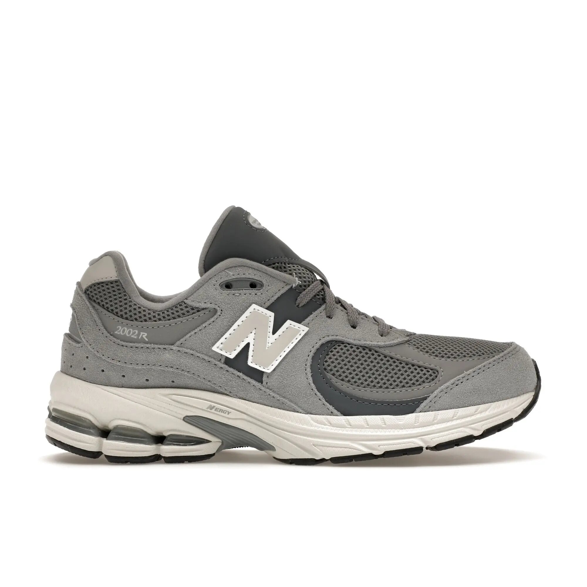 

Кроссовки унисекс New Balance GC2002ST-39 серые 39 EU, Серый, GC2002ST-39
