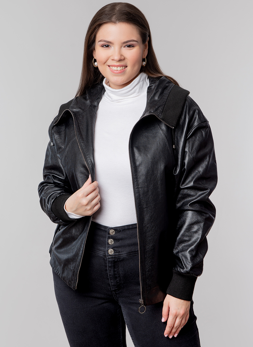 

Кожаная куртка женская Каляев 54439 черная 60, 54439