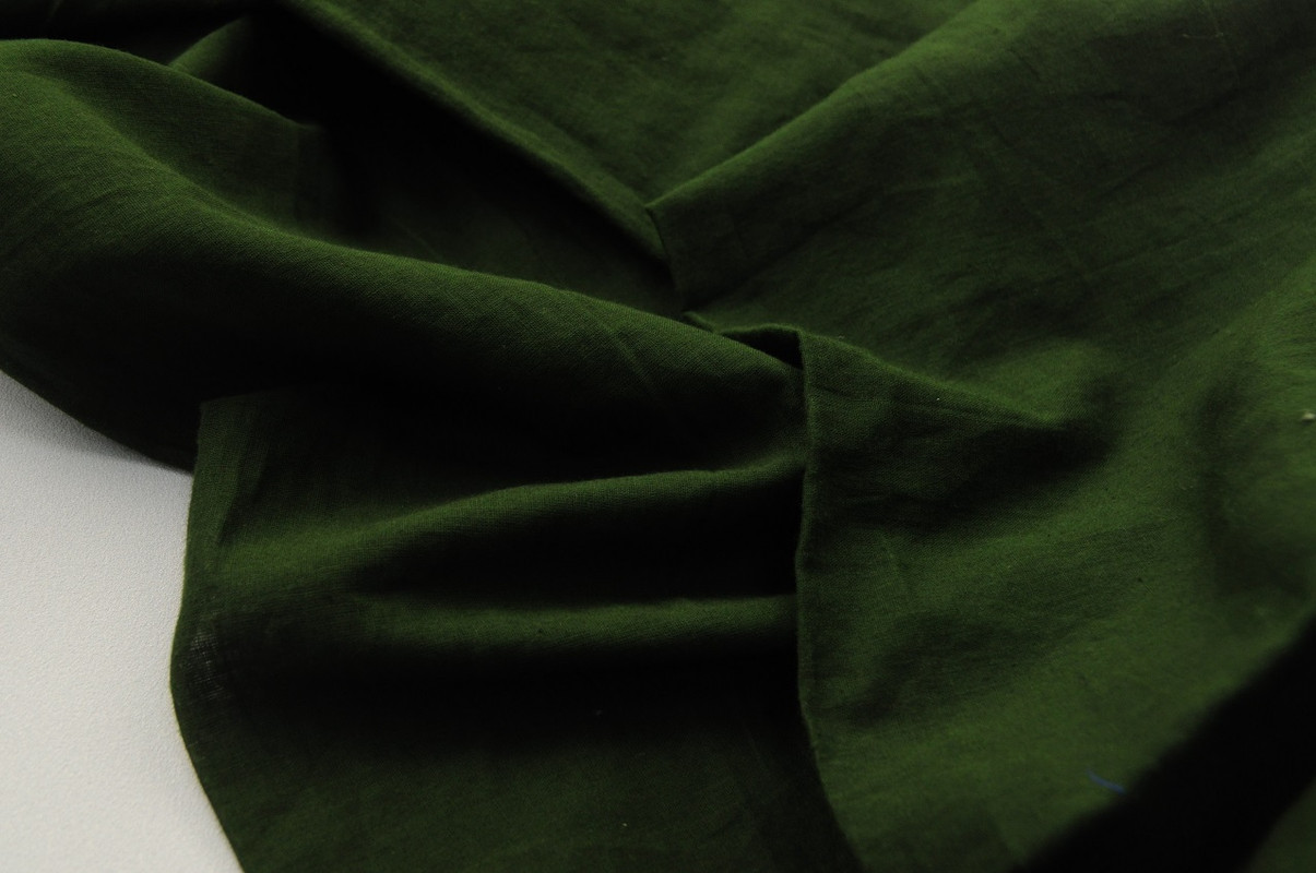 фото Ткань для шитья батист, цвет темно-зеленый, отрез 100*140см. nteks