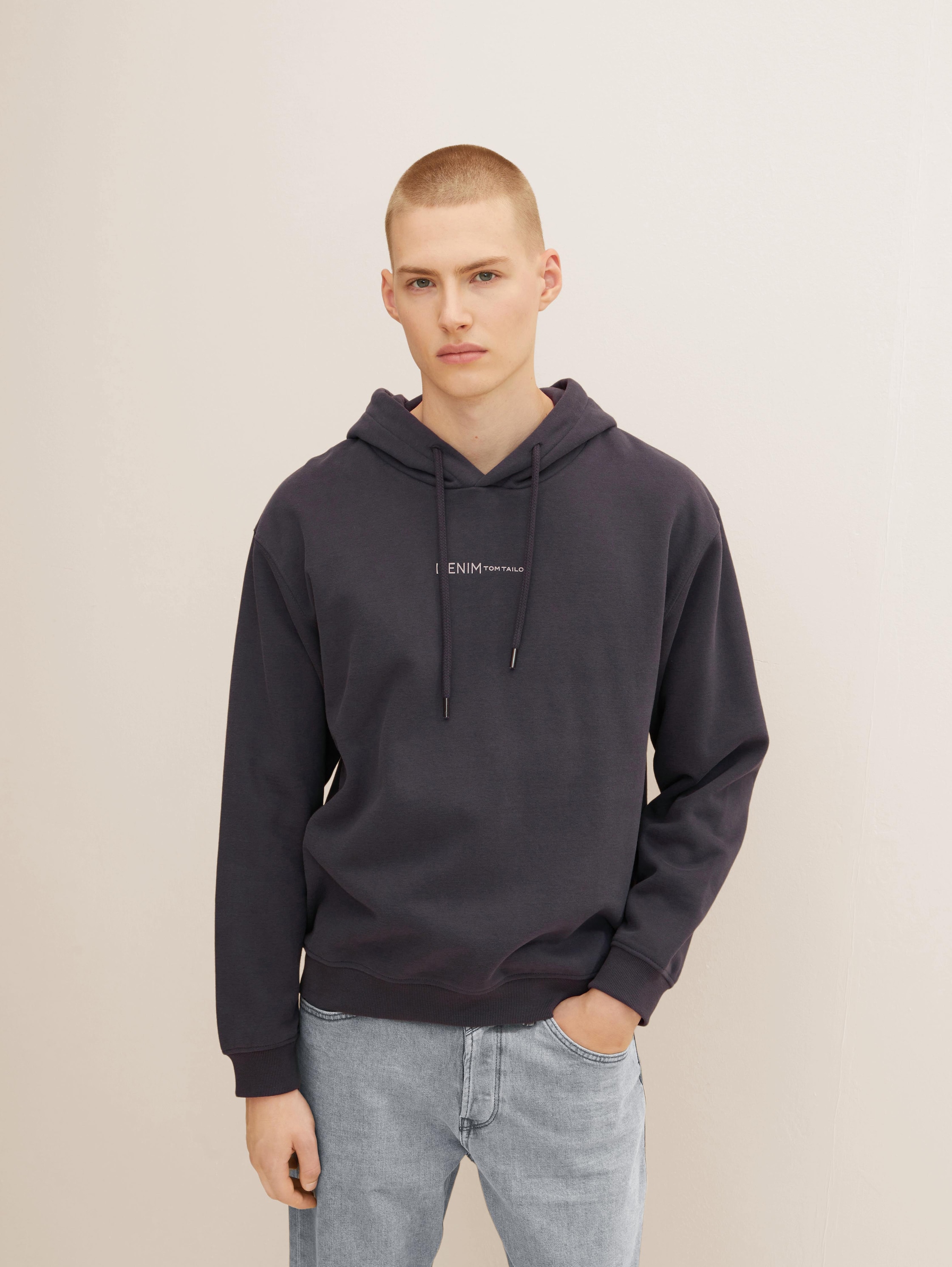 

Худи мужское Tom Tailor Denim 1033580 серое M, Серый, 1033580
