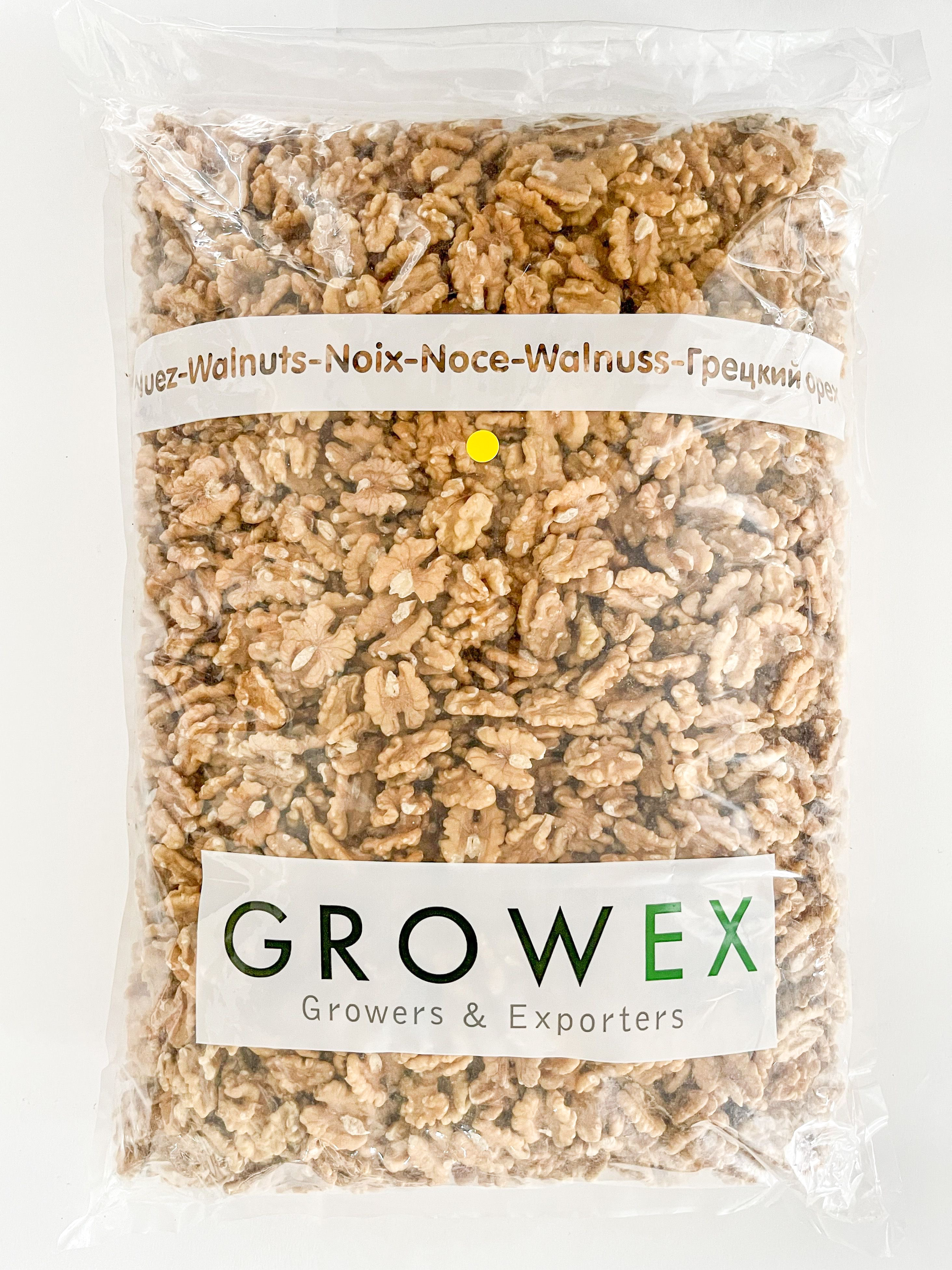 

Грецкий орех очищенный GROWEX, половинки Extra Light, Чили, 2 по 5 кг.