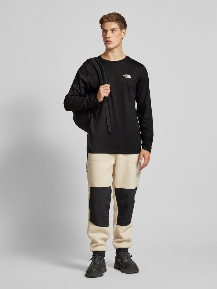 

Лонгслив мужской The North Face NF0A87QN черный XL, NF0A87QN
