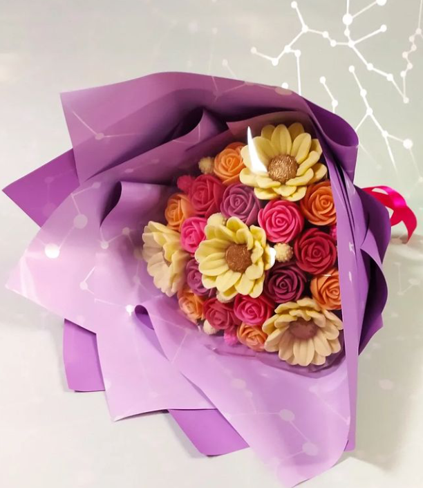 

Букет ShokoTrendy из шоколадных цветов, 350 г, Букет из шоколадных цветов