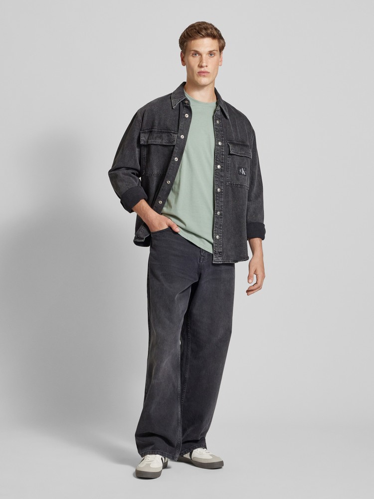 

Футболка мужская Calvin Klein Jeans J30J323482 зеленая XL, Зеленый, J30J323482
