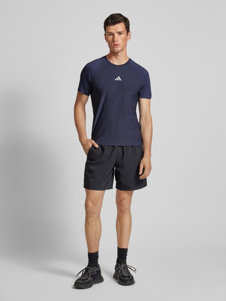 

Футболка мужская Adidas IW5893 синяя S, Синий, IW5893