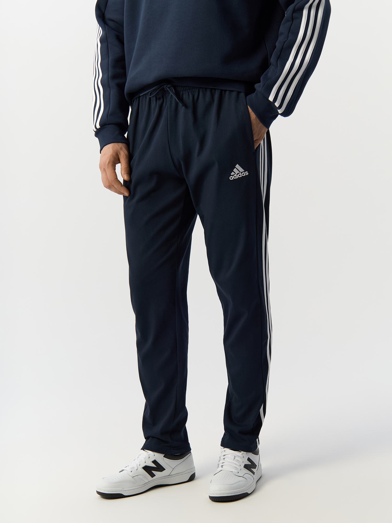 

Спортивные брюки мужские Adidas Sportswear Essentials Single Jersey Tapered Open синие 2XL, Синий, Essentials Single Jersey Tapered Open Hem 3-Stripes