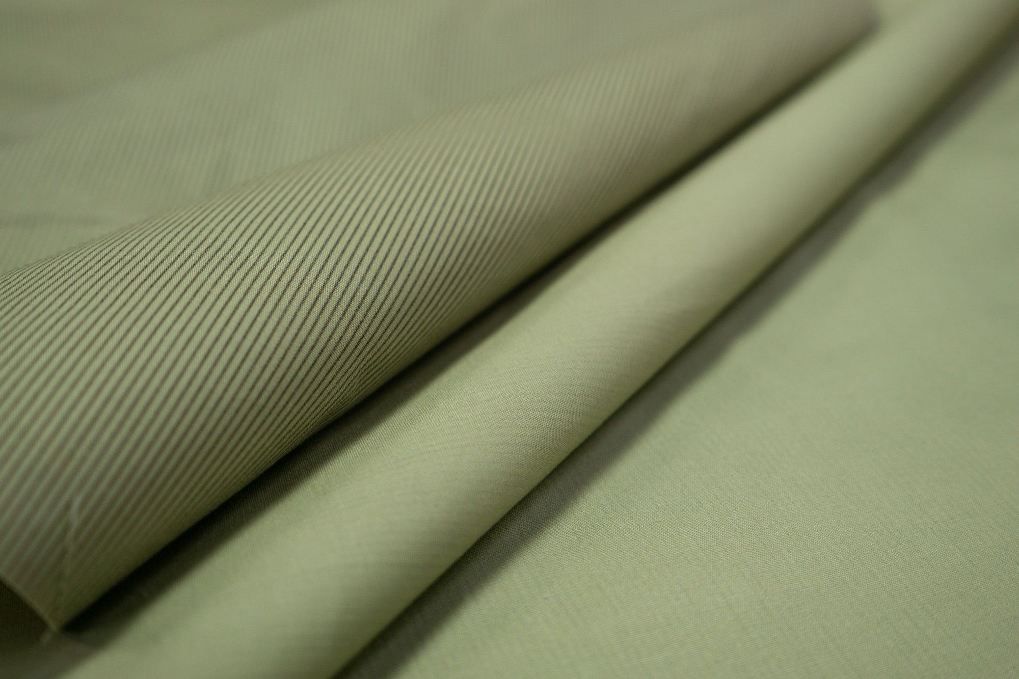 

Ткань UNOFABRIC Хлопок с пропиткой фисташковый в мелкую полоску 350x156 см, Зеленый