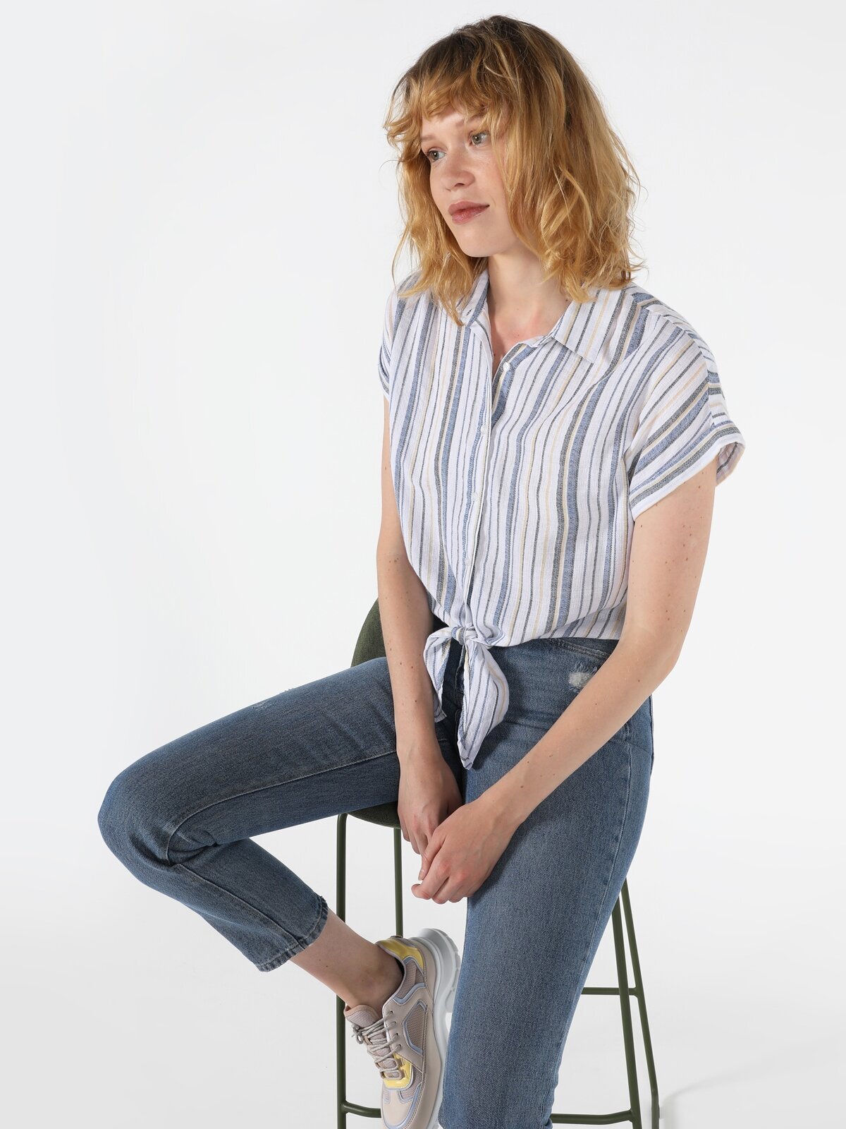 

Рубашка женская Colins CL1048998_Q1.V1TC разноцветная XL, Разноцветный, CL1048998_Q1.V1TC