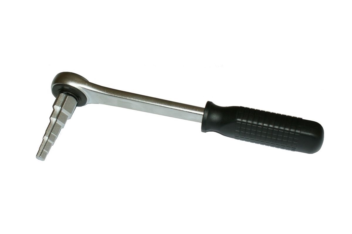 

Ступенчатый ключ Icomar 00810.0 для американок с трещоткой 3/8" - 1"