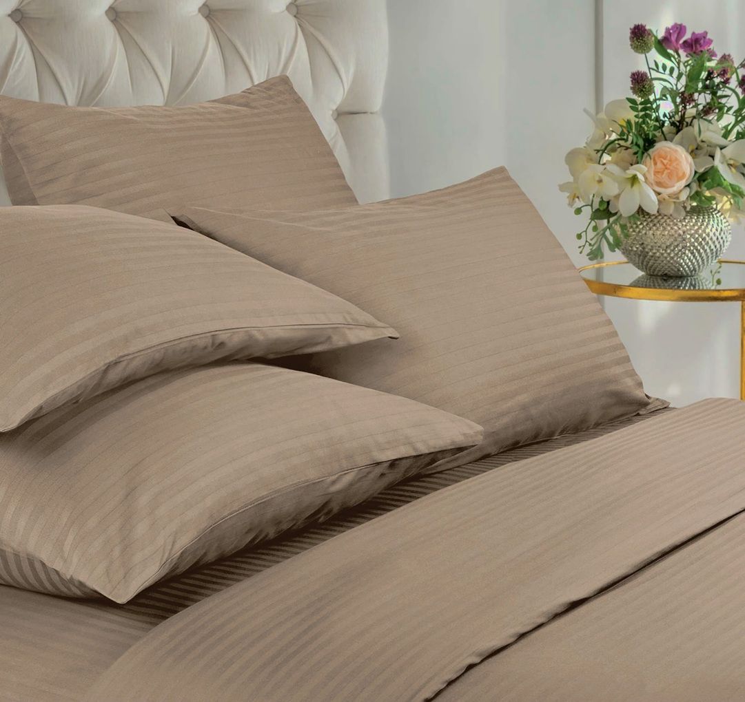 

Простыня Maktex из страйп-сатина на резинке 200x220x40 Капучино 1х1, из страйп-сатина на резинке 200 х 220 х 40