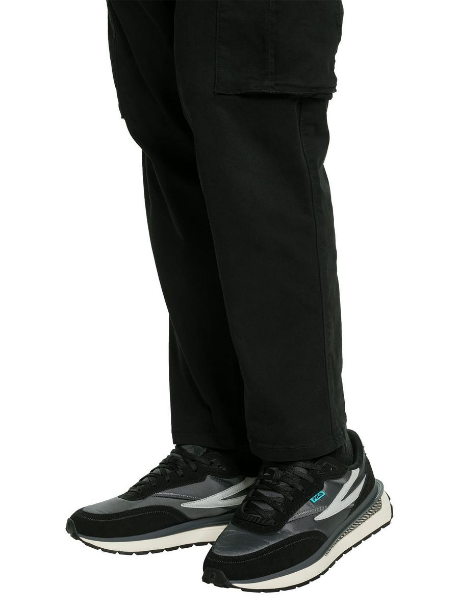 

Кроссовки мужские FILA 001389985 черные 41 EU, Черный, 001389985