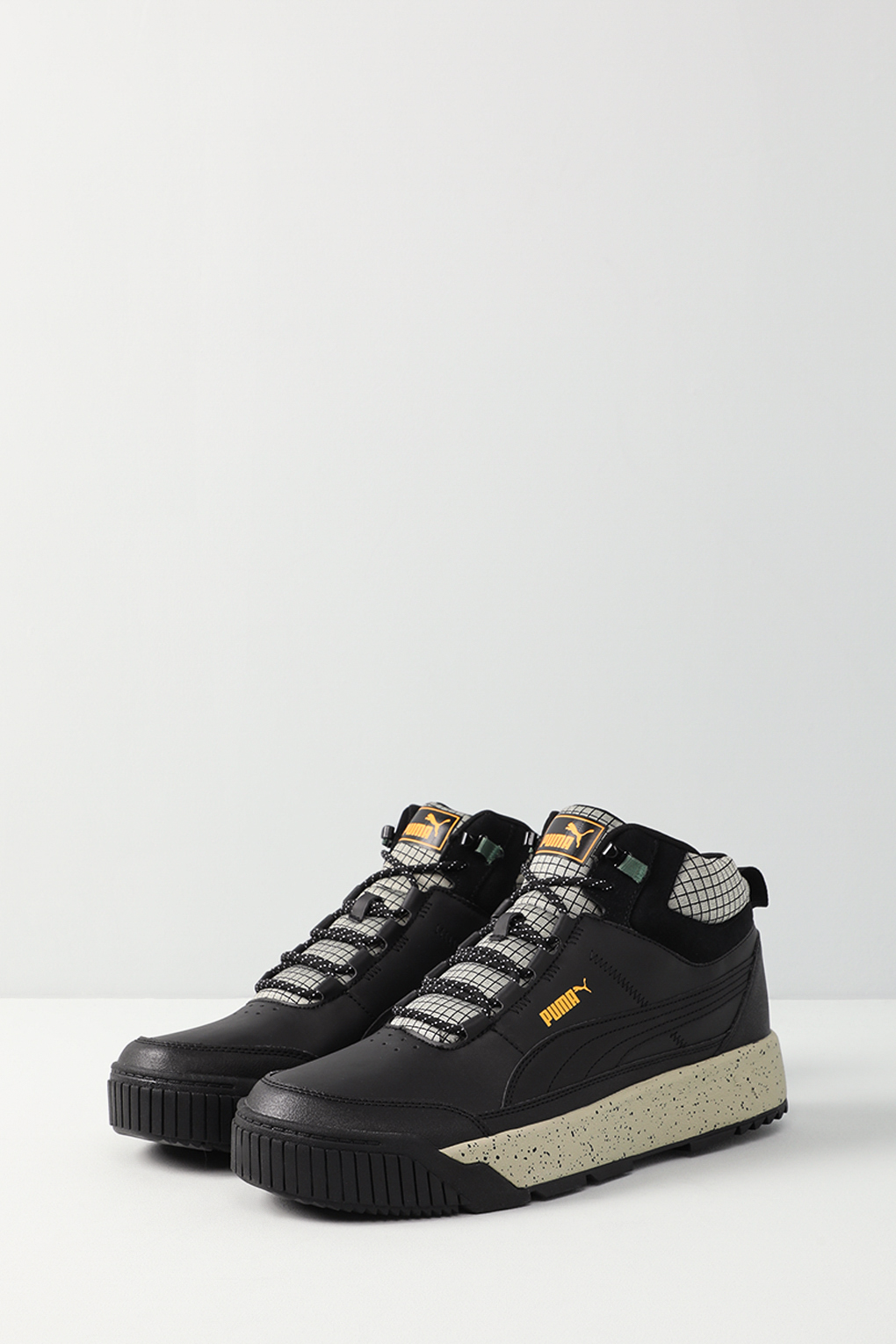 

Кеды унисекс PUMA 38771301 черные 8.5 US, Черный, 38771301
