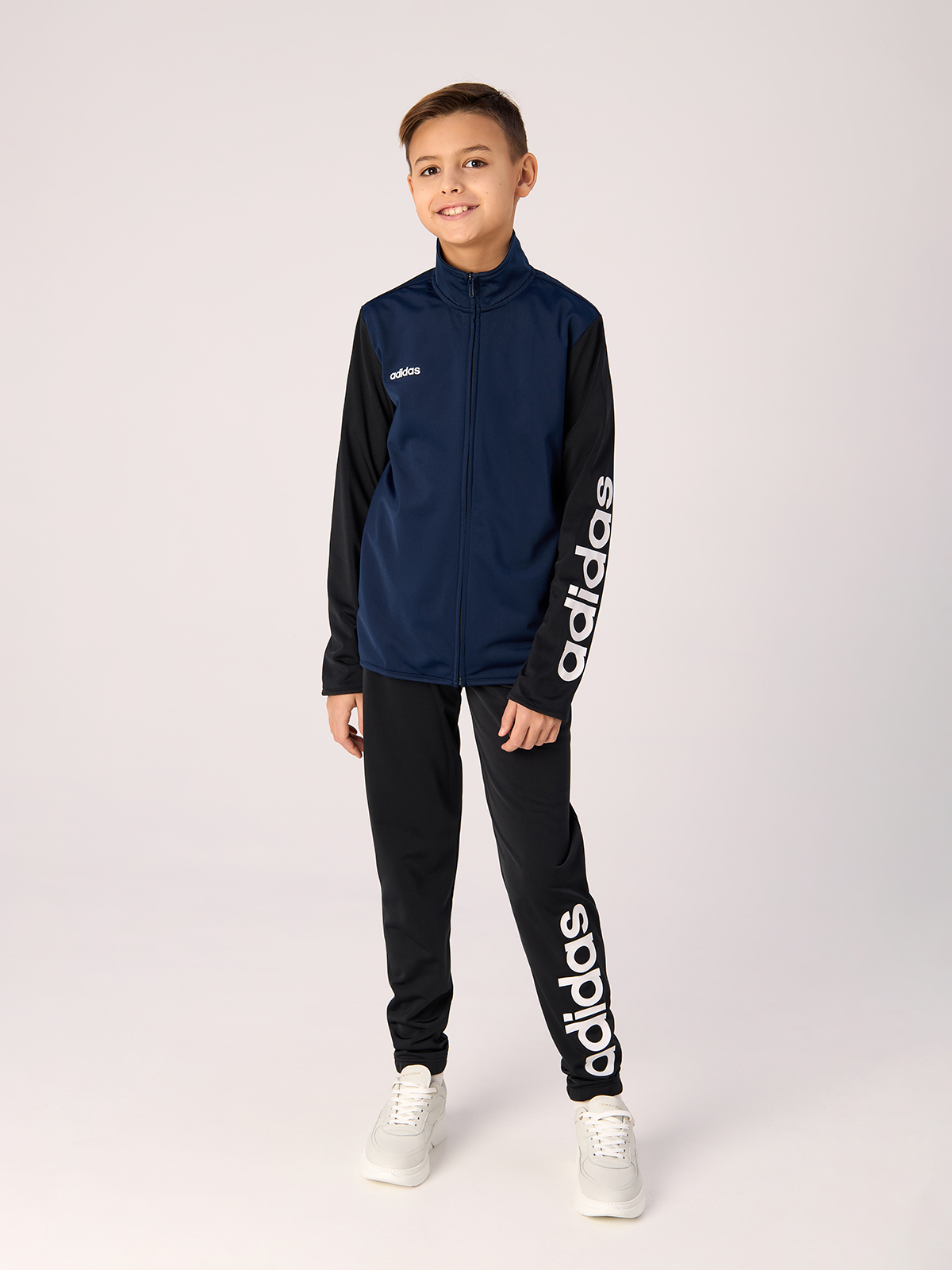 

Костюм Adidas Tasto Pes Ts, для мальчиков, спортивный, FI1499, размер 152 см, Синий, FI1499