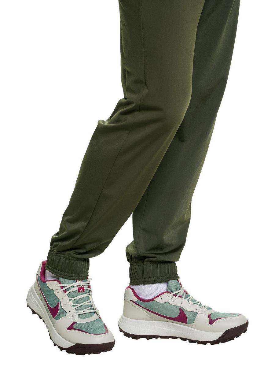 

Кроссовки мужские Nike 001392288 серые 45 EU, Серый, 001392288