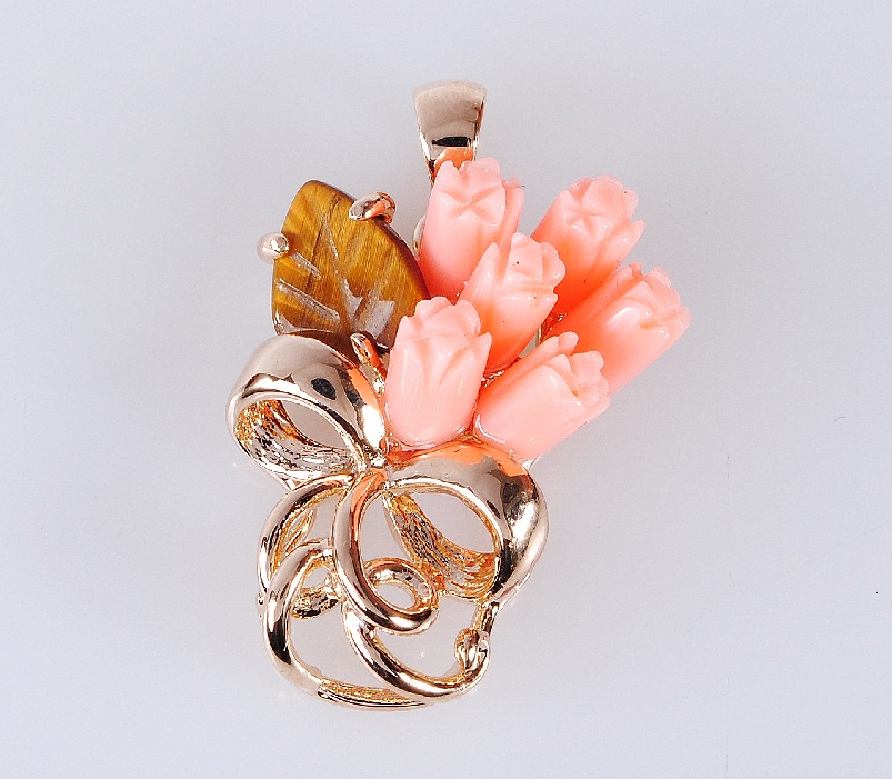 

Кулон из бижутерного сплава Lotus Jewelry 142P-24co-ti, коралл/тигровый глаз, 142P-24co-ti