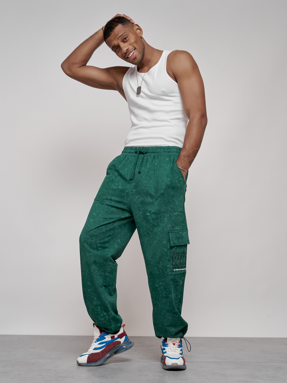 Спортивные брюки мужские MTFORCE 12932 зеленые M