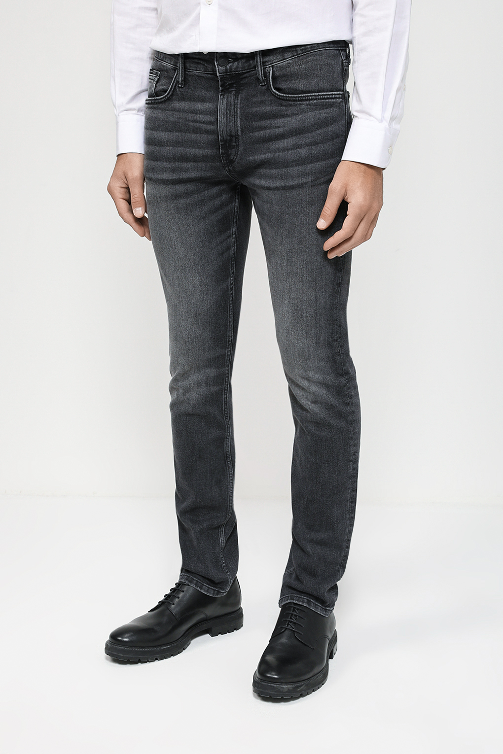 

Джинсы мужские Marc O'Polo Denim B61920812072 черные 32/34, Черный, B61920812072