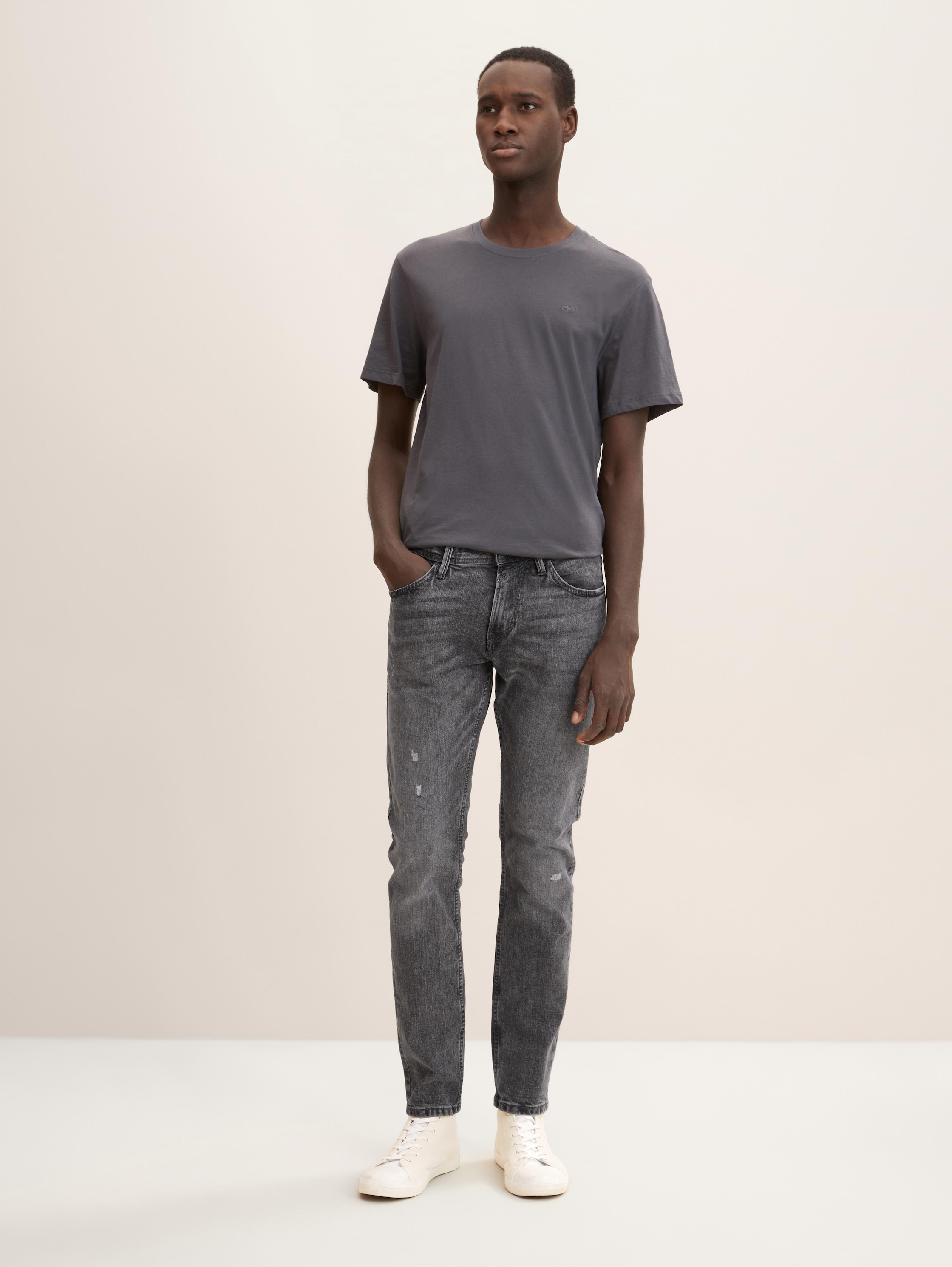 

Джинсы мужские TOM TAILOR 1032759 серые 32/30, 1032759