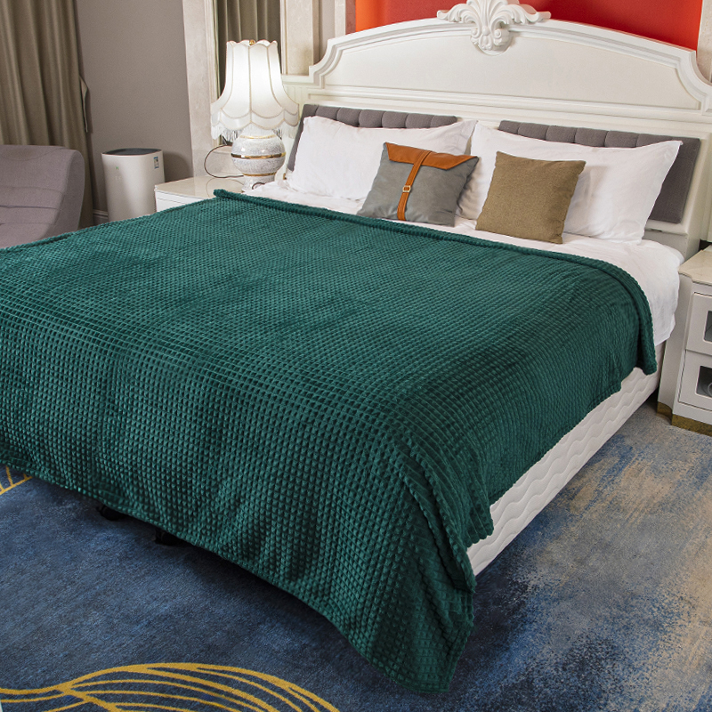 

Плед Dilya Home 180х200 см изумрудный, 2
