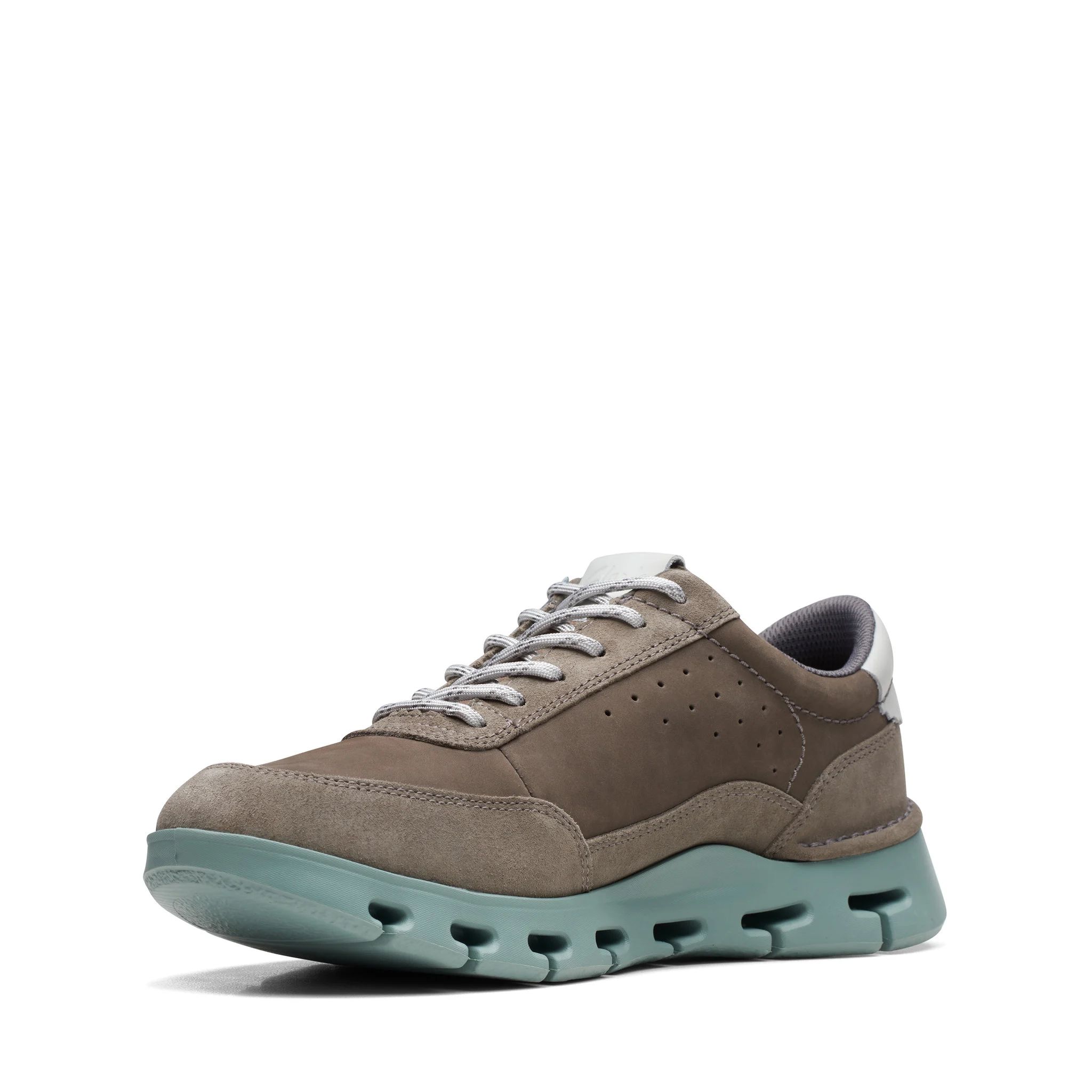 

Кроссовки мужские Clarks 26171979 серые 41.5 EU, Серый, 26171979