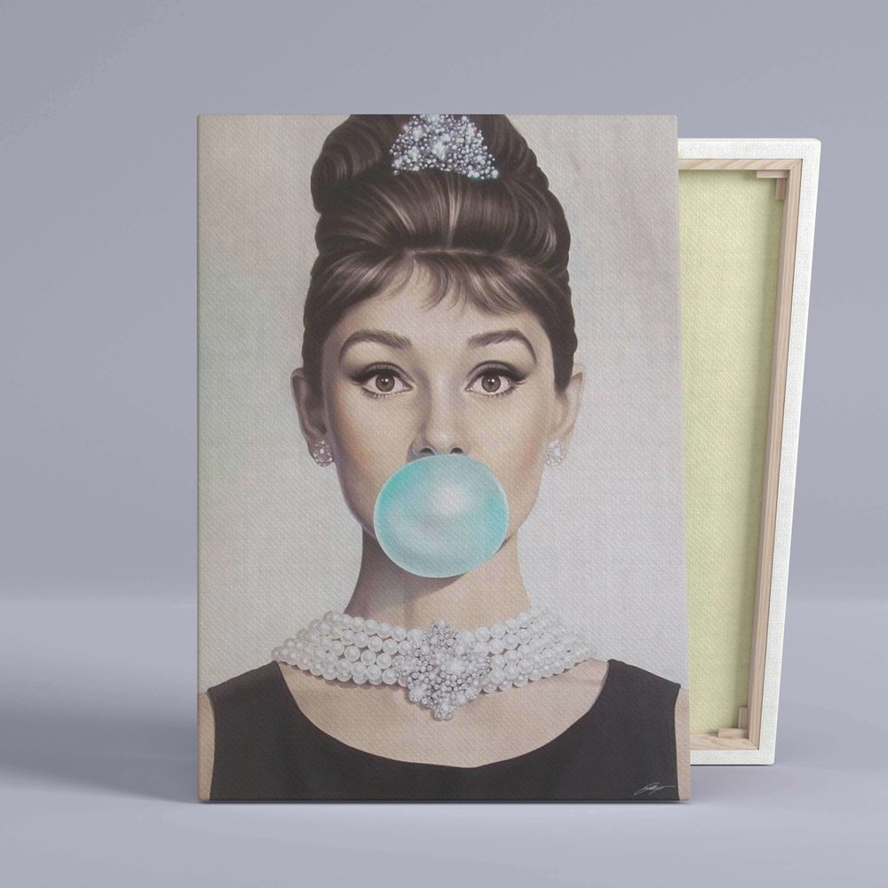 

Картина Red Panda Audrey Hepburn Bubblegum - p5375540х60