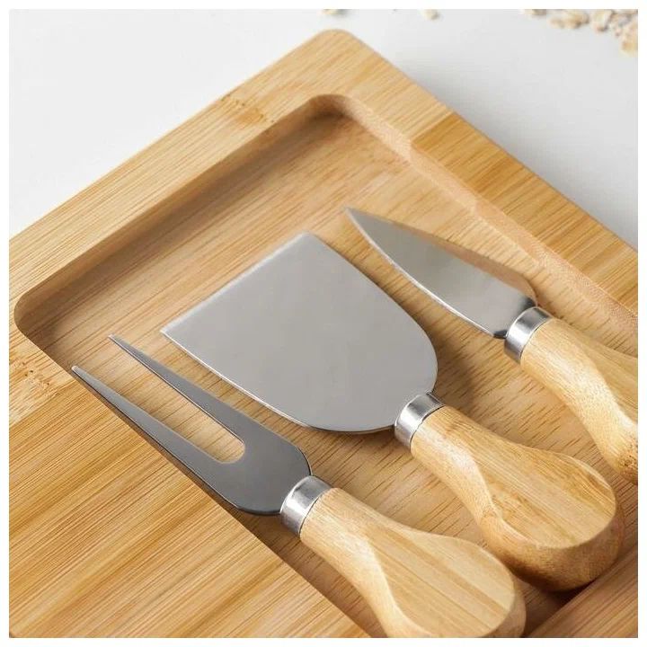 Доляна Набор для подачи сыра Доляна Cheese, 3 ножа, доска 38x18,5 см, бамбук