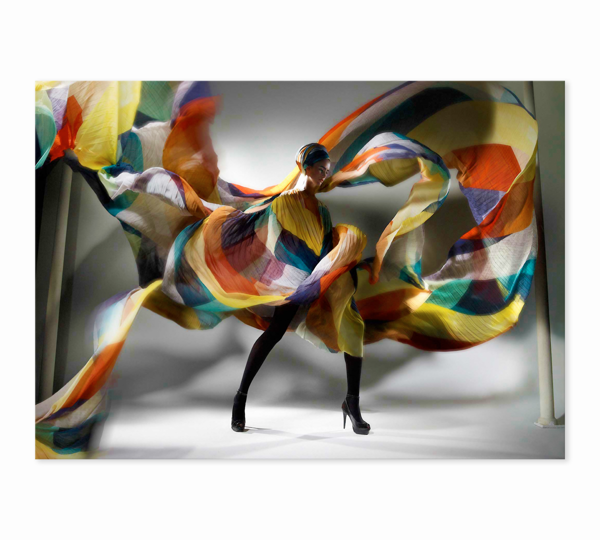

Картина интерьерная на холсте Poly Print Art Разноцветный шифон 70х50 см.