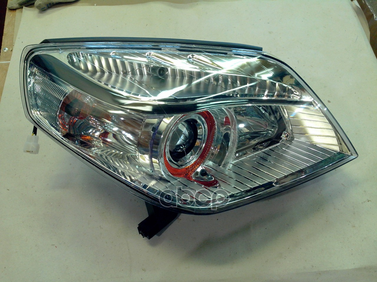 

Правая Фара С Корректором GEELY арт. 1017009815