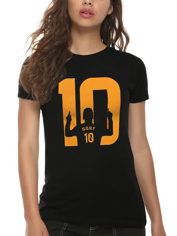 

Футболка женская DreamShirts Studio Футболист Лионель Месси FOT-20254-1 черная M, Черный, Футболист Лионель Месси FOT-20254-1
